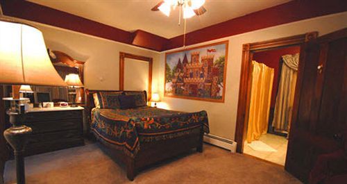 The Lion And The Rose Bed & Breakfast Whitefield Dış mekan fotoğraf