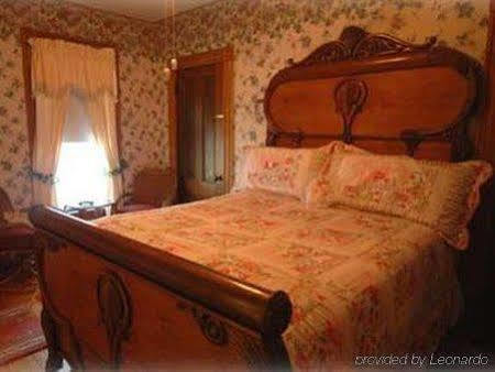 The Lion And The Rose Bed & Breakfast Whitefield Oda fotoğraf